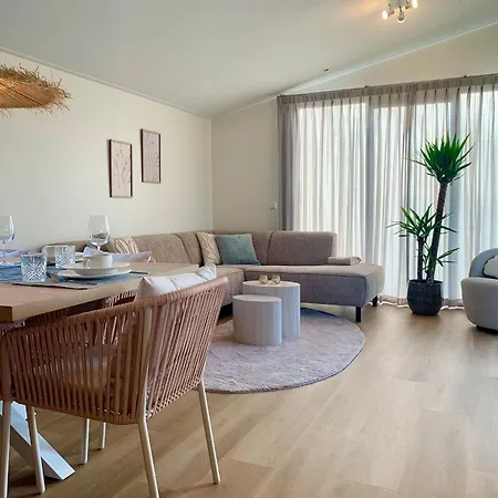 Vakantiehuis In Sint Maartenszee Near Sandy *